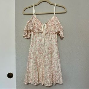 Francesca’s Off-The-Shoulder Floral Lace Dress, size XXS